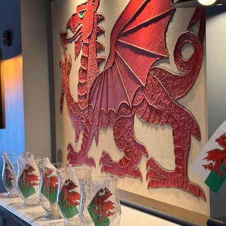 ホテル Y Castell カーナーヴォン エクステリア 写真